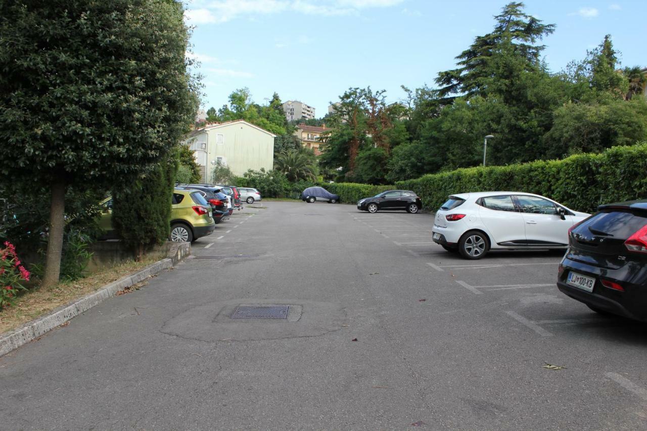 Apartamento Apartmajsko Naselje Zusterna Koper Exterior foto